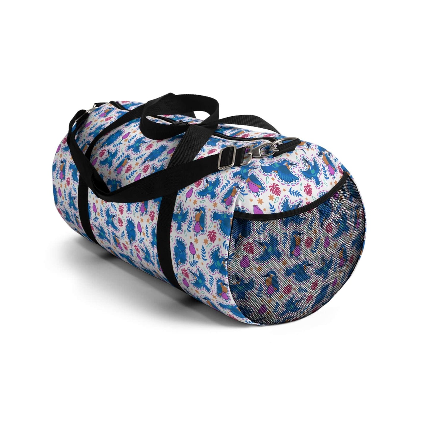 Kingfisher Bird Duffel BagThe Kingfisher Bird Duffel Bag is perfect for all your travel needs. Made from high-quality materials, it is durable and long-lasting. Its spacious design allows for easy packing and organization, while the kingfisher bird design