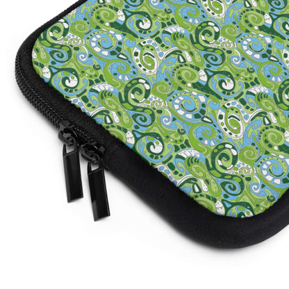 Spiral Style Laptop SleeveIntroducing the Spiral Style Laptop Sleeve. This sophisticated sleeve features a sleek spiral design and premium materials, providing both style and protection for your laptop. Embodying elegance and exclusivity, this sleeve is p